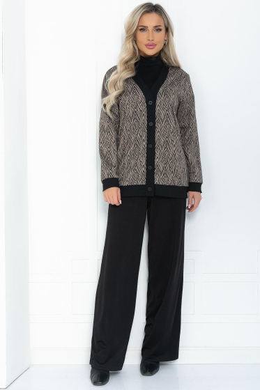 Костюм "Никто не круче" (беж геометрия) К12058